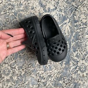 NWOT Vans TRK slip ons